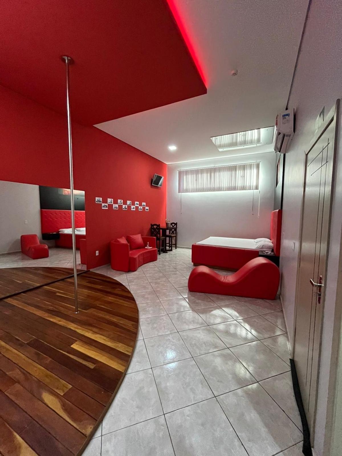 Fetiche Motel Presidente Medici  Exteriér fotografie